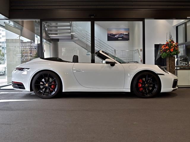 ９１１ ９１１カレラ４Ｓ　カブリオレ　２０２０年式　認定中古車保証付　スポクロ　パワステプラス　１４ｗａｙ電動シート　ブラッシュドアルミニウムインテリアパッケージ（74枚目）