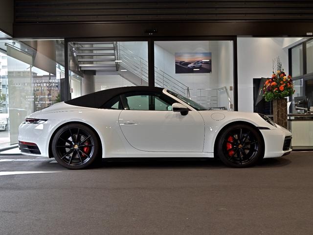 ９１１ ９１１カレラ４Ｓ　カブリオレ　２０２０年式　認定中古車保証付　スポクロ　パワステプラス　１４ｗａｙ電動シート　ブラッシュドアルミニウムインテリアパッケージ（75枚目）