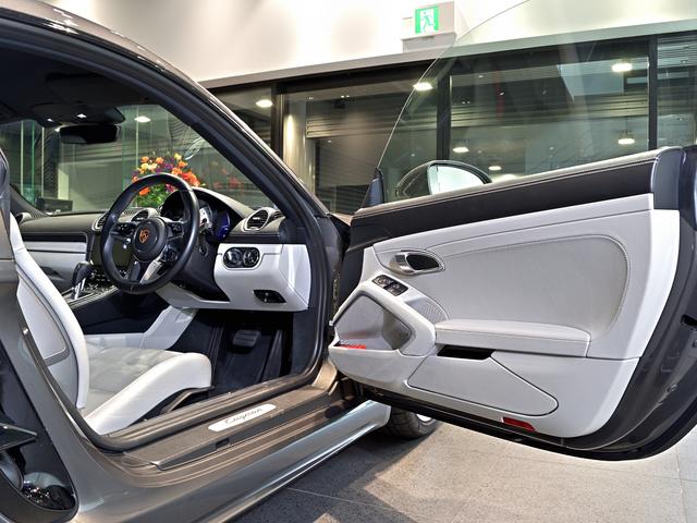 ７１８ケイマン ７１８ケイマン　２０２２年式　認定中古車保証付　スポクロ　レザーインテリアパッケージ　エントリードライブ　シートヒーター、ベンチレーション　ＢＯＳＥ（16枚目）