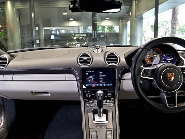 ７１８ケイマン ７１８ケイマン　２０２２年式　認定中古車保証付　スポクロ　レザーインテリアパッケージ　エントリードライブ　シートヒーター、ベンチレーション　ＢＯＳＥ（18枚目）