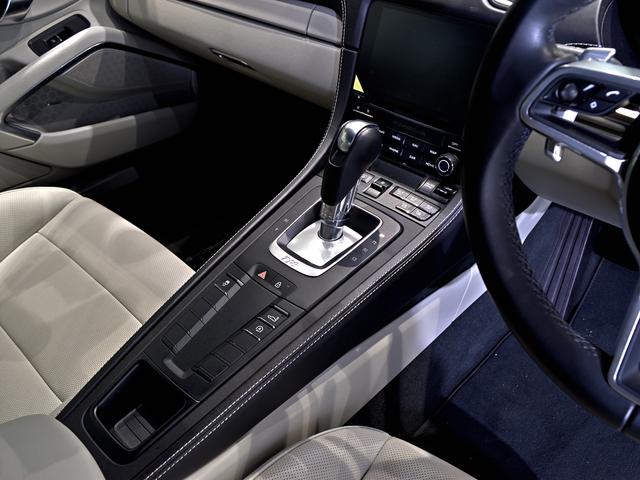 ７１８ケイマン ７１８ケイマン　２０２２年式　認定中古車保証付　スポクロ　レザーインテリアパッケージ　エントリードライブ　シートヒーター、ベンチレーション　ＢＯＳＥ（19枚目）