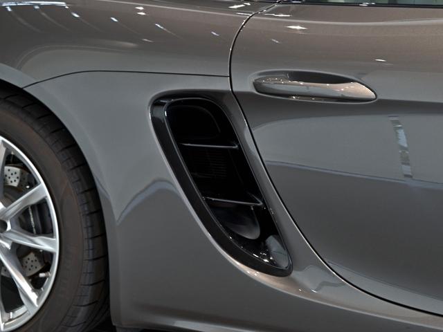 ７１８ケイマン ７１８ケイマン　２０２２年式　認定中古車保証付　スポクロ　レザーインテリアパッケージ　エントリードライブ　シートヒーター、ベンチレーション　ＢＯＳＥ（31枚目）