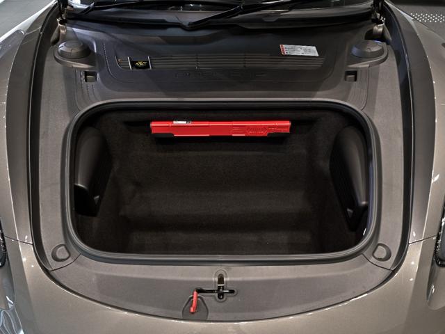 ７１８ケイマン ７１８ケイマン　２０２２年式　認定中古車保証付　スポクロ　レザーインテリアパッケージ　エントリードライブ　シートヒーター、ベンチレーション　ＢＯＳＥ（41枚目）