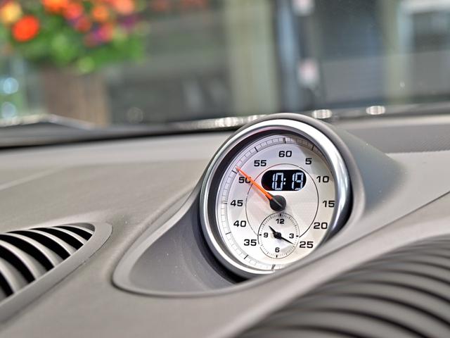 ７１８ケイマン ７１８ケイマン　２０２２年式　認定中古車保証付　スポクロ　レザーインテリアパッケージ　エントリードライブ　シートヒーター、ベンチレーション　ＢＯＳＥ（64枚目）