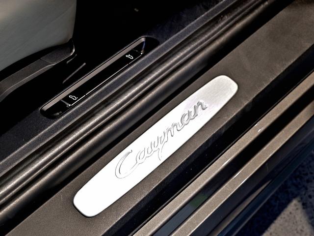 ７１８ケイマン ７１８ケイマン　２０２２年式　認定中古車保証付　スポクロ　レザーインテリアパッケージ　エントリードライブ　シートヒーター、ベンチレーション　ＢＯＳＥ（70枚目）