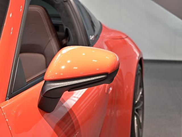 911 911タルガ4S 2021年式 認定中古車保証付 スポクロ スポエグ リフトアップ プライバシーガラス ダークパルダオインテリアパッケージ(29枚目)