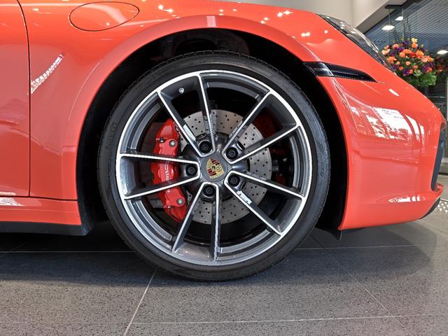 911 911タルガ4S 2021年式 認定中古車保証付 スポクロ スポエグ リフトアップ プライバシーガラス ダークパルダオインテリアパッケージ(48枚目)