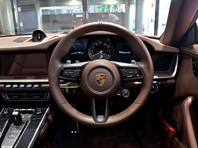911 911タルガ4S 2021年式 認定中古車保証付 スポクロ スポエグ リフトアップ プライバシーガラス ダークパルダオインテリアパッケージ(55枚目)