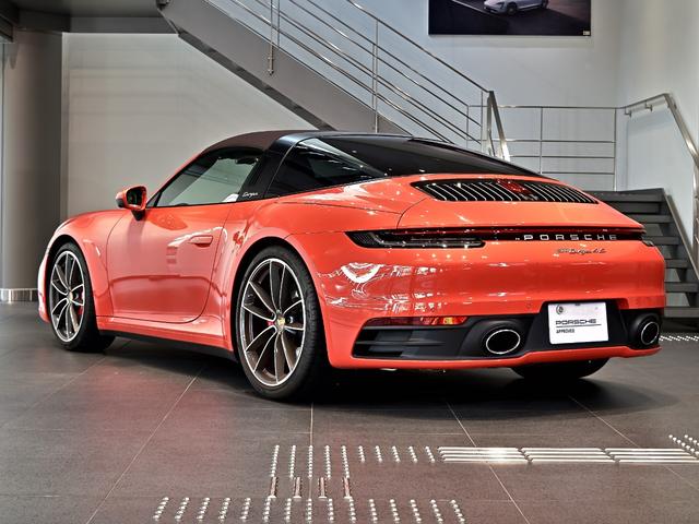 911 911タルガ4S 2021年式 認定中古車保証付 スポクロ スポエグ リフトアップ プライバシーガラス ダークパルダオインテリアパッケージ(69枚目)