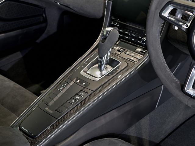 ７１８ケイマン ７１８ケイマンＧＴＳ　２０２０年式　認定中古車保証付　ＰＡＳＭスポーツシャーシ　シートヒーター　レーンチェンジアシスト　オートエアコン（18枚目）