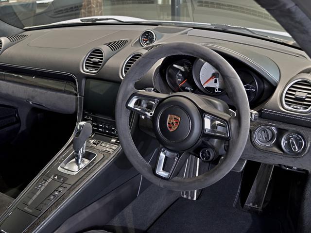 ７１８ケイマン ７１８ケイマンＧＴＳ　２０２０年式　認定中古車保証付　ＰＡＳＭスポーツシャーシ　シートヒーター　レーンチェンジアシスト　オートエアコン（49枚目）