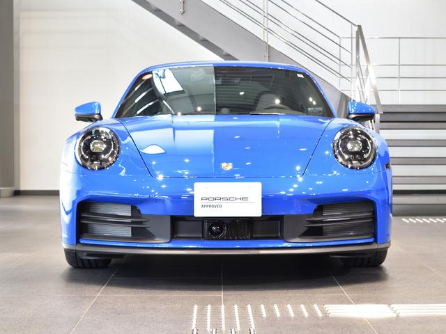 ９１１ ９１１カレラ　２０２５年式　新車保証付　スポクロ　スポエグ　パワステプラス　リアシート　シートベルト（アークティックブルー）（8枚目）