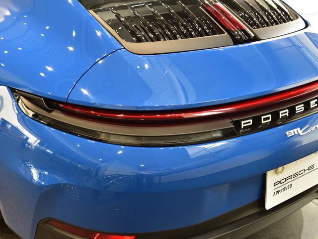 ９１１ ９１１カレラ　２０２５年式　新車保証付　スポクロ　スポエグ　パワステプラス　リアシート　シートベルト（アークティックブルー）（12枚目）