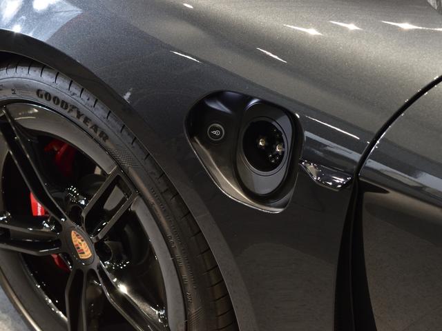 タイカン タイカン　４Ｓ　２０２４年式　新車保証継承　スポーツデザインパッケージ　スポクロ　アクティブレーンキーピング　ＬＥＤマトリックスヘッドライト（30枚目）