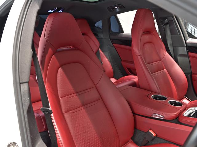 パナメーラ ベースグレード 2020年式 認定中古車保証付 スポクロ スポエグ パノラマルーフ ソフトクローズ BOSE トラフィックジャムアシスト(15枚目)