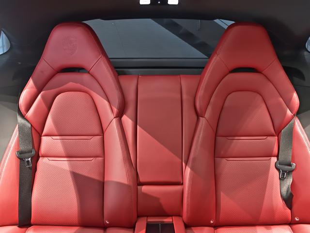 パナメーラ ベースグレード 2020年式 認定中古車保証付 スポクロ スポエグ パノラマルーフ ソフトクローズ BOSE トラフィックジャムアシスト(16枚目)