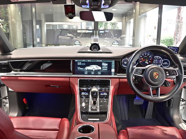 パナメーラ ベースグレード 2020年式 認定中古車保証付 スポクロ スポエグ パノラマルーフ ソフトクローズ BOSE トラフィックジャムアシスト(18枚目)