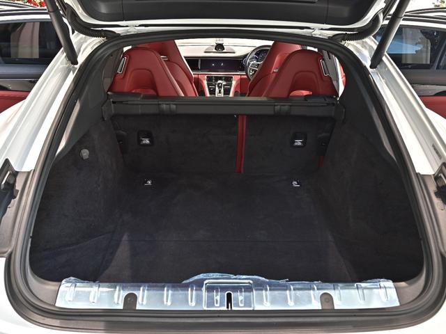 パナメーラ ベースグレード 2020年式 認定中古車保証付 スポクロ スポエグ パノラマルーフ ソフトクローズ BOSE トラフィックジャムアシスト(42枚目)