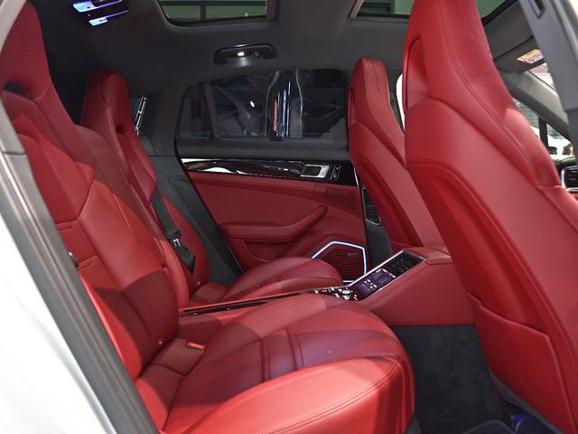 パナメーラ ベースグレード 2020年式 認定中古車保証付 スポクロ スポエグ パノラマルーフ ソフトクローズ BOSE トラフィックジャムアシスト(51枚目)