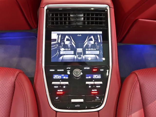 パナメーラ ベースグレード 2020年式 認定中古車保証付 スポクロ スポエグ パノラマルーフ ソフトクローズ BOSE トラフィックジャムアシスト(66枚目)