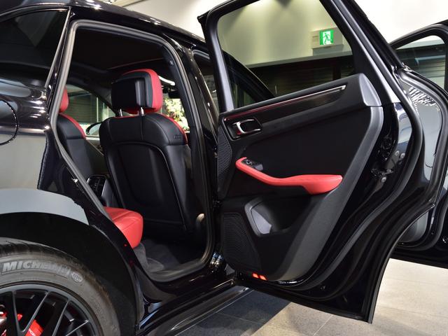 マカン マカンGTS 2021年式 認定中古車保証付 スポクロ パノラマルーフ シートヒーター ドアカーテシライト プライバシーガラス(50枚目)