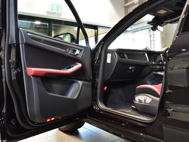 マカン マカンGTS 2021年式 認定中古車保証付 スポクロ パノラマルーフ シートヒーター ドアカーテシライト プライバシーガラス(51枚目)