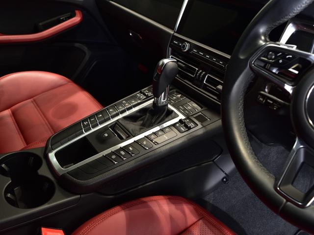 マカン マカンGTS 2021年式 認定中古車保証付 スポクロ パノラマルーフ シートヒーター ドアカーテシライト プライバシーガラス(68枚目)