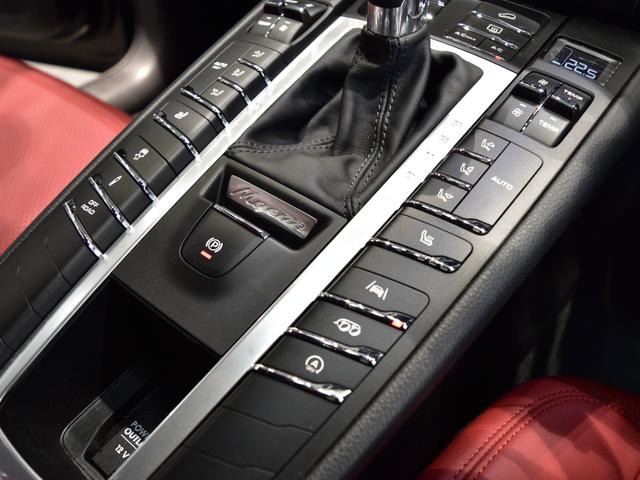 マカン マカンGTS 2021年式 認定中古車保証付 スポクロ パノラマルーフ シートヒーター ドアカーテシライト プライバシーガラス(70枚目)