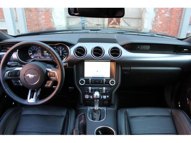 エコブースト プレミアム 2020yモデル 新車並行 ブラックレザー 2.3Lエコブーストエンジン AppleCarPlay&AndroidAuto デジタルメーター シートヒーター&ベンチレーション(12枚目)