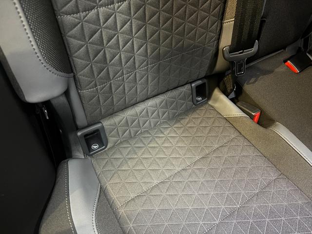 Ｔ－クロス ＴＳＩ　スタイル　ＴＳＩ　スタイル　認定中古車　メモリーナビ　アルミホイール　スマートキー　ＥＴＣ　盗難防止システム　記録簿　サイドエアバッグ　横滑り防止装置　オートクルーズコントロール（20枚目）