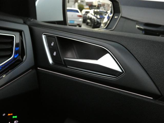 ポロ TSI Rライン ナビ リアカメラ デジタルメーター IQライト トラベルアシスト サイドアシスト リアトラフィックアラート ACC 衝突軽減ブレーキ ETC(62枚目)