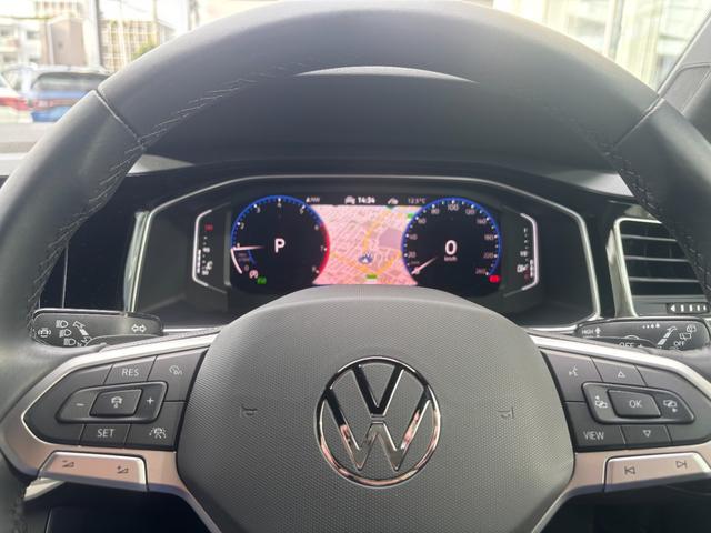 ポロ TSI Rライン ナビ バックカメラ デジタルメーター スマートキー 追従式クルーズコントロール LED IQヘッドライト(10枚目)