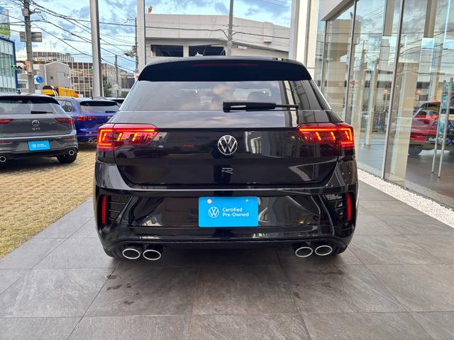 T-ロック R R 認定中古車 禁煙車 ワンオーナー 純正インフォティメントシステムDiscoverPro搭載 アダプティブクルーズコントロール ブラインドスポット フロントアシスト(6枚目)