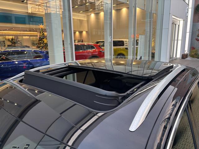 T-ロック R R 認定中古車 禁煙車 ワンオーナー 純正インフォティメントシステムDiscoverPro搭載 アダプティブクルーズコントロール ブラインドスポット フロントアシスト(9枚目)