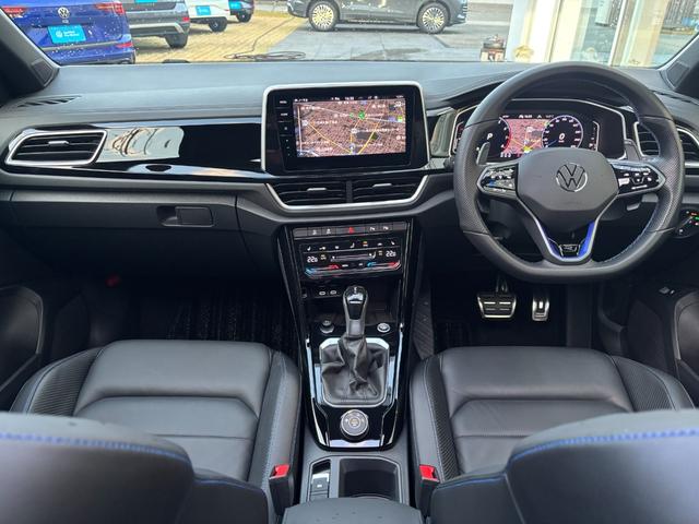 T-ロック R R 認定中古車 禁煙車 ワンオーナー 純正インフォティメントシステムDiscoverPro搭載 アダプティブクルーズコントロール ブラインドスポット フロントアシスト(31枚目)