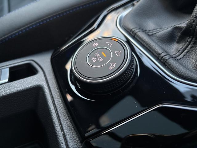 T-ロック R R 認定中古車 禁煙車 ワンオーナー 純正インフォティメントシステムDiscoverPro搭載 アダプティブクルーズコントロール ブラインドスポット フロントアシスト(40枚目)