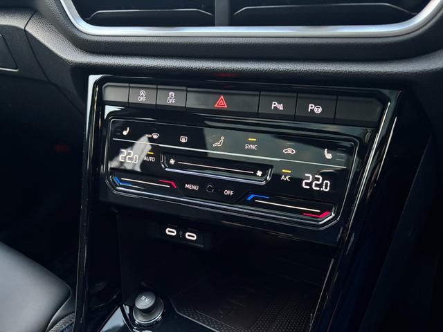 T-ロック R R 認定中古車 禁煙車 ワンオーナー 純正インフォティメントシステムDiscoverPro搭載 アダプティブクルーズコントロール ブラインドスポット フロントアシスト(43枚目)