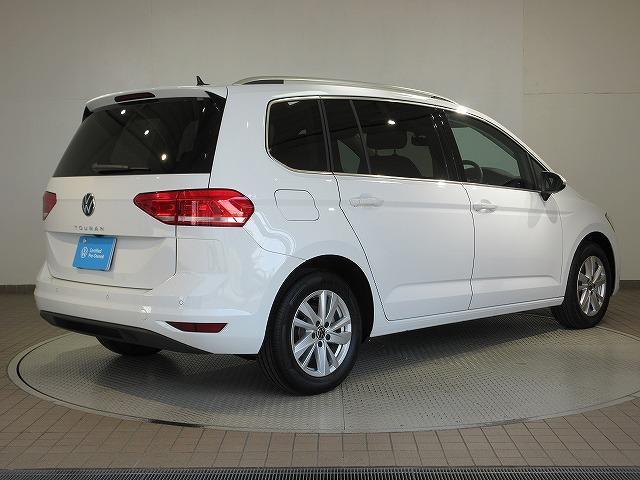 ゴルフトゥーラン TSI コンフォートライン アダプティブクルーズコントロール レーンチェンジアシストシステム フロントアシスト トラベルアシスト 16インチ純正アルミホイール 3列シート(5枚目)