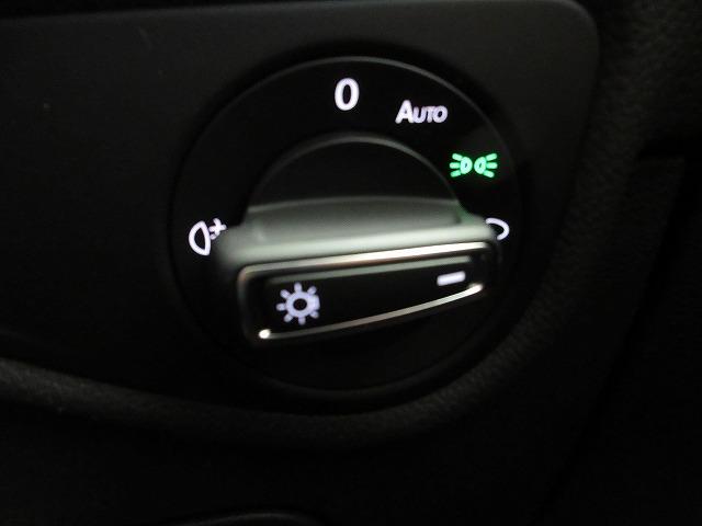 ゴルフトゥーラン TSI コンフォートライン アダプティブクルーズコントロール レーンチェンジアシストシステム フロントアシスト トラベルアシスト 16インチ純正アルミホイール 3列シート(23枚目)