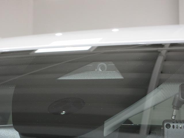 ゴルフトゥーラン TSI コンフォートライン アダプティブクルーズコントロール レーンチェンジアシストシステム フロントアシスト トラベルアシスト 16インチ純正アルミホイール 3列シート(42枚目)