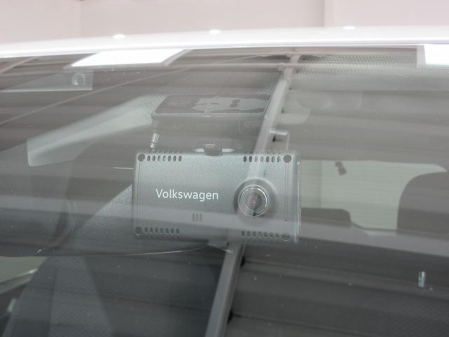 ゴルフトゥーラン TSI コンフォートライン アダプティブクルーズコントロール レーンチェンジアシストシステム フロントアシスト トラベルアシスト 16インチ純正アルミホイール 3列シート(43枚目)