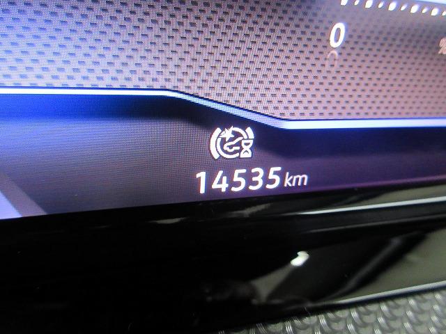 ゴルフR ラピスブルーメタリック ステアリングホイールヒーター IQ.LIGHTアダプティブクルーズコントロール レーンキープアシストシステム(9枚目)