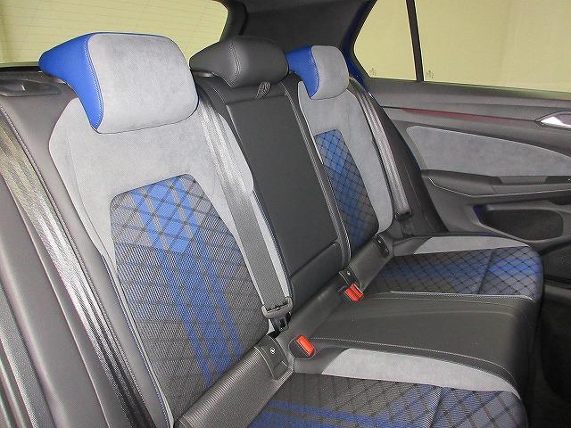 ゴルフR ラピスブルーメタリック ステアリングホイールヒーター IQ.LIGHTアダプティブクルーズコントロール レーンキープアシストシステム(11枚目)