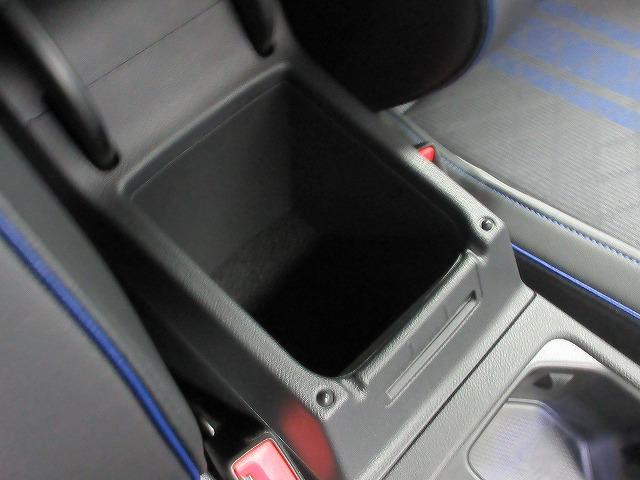 ゴルフR ラピスブルーメタリック ステアリングホイールヒーター IQ.LIGHTアダプティブクルーズコントロール レーンキープアシストシステム(25枚目)