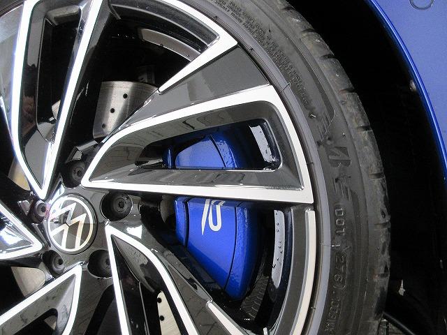 ゴルフR ラピスブルーメタリック ステアリングホイールヒーター IQ.LIGHTアダプティブクルーズコントロール レーンキープアシストシステム(44枚目)