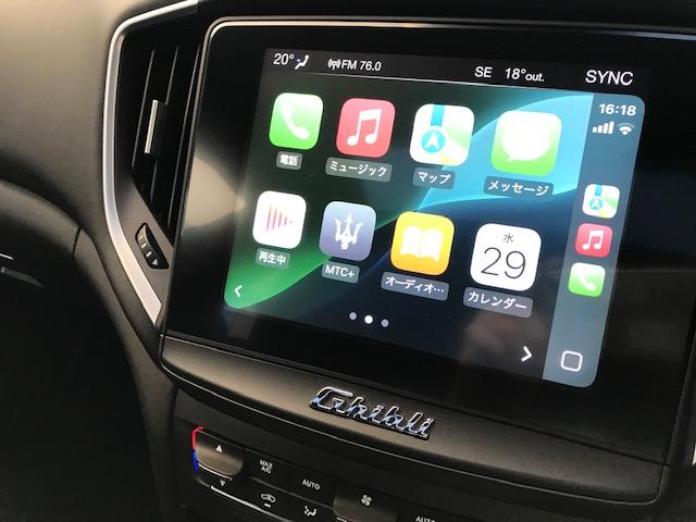 ギブリ Ｓ　グランスポーツ　ビアンコ・ピエノフィオーレレザー・２０インチアルミ・サンルーフ・インテリアカーボンパッケージ・ドライバーアシスタンスパッケージ（12枚目）