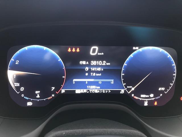 グレカーレ GT ビアンコアストロ・黒レザー・20インチ・赤キャリパー・パノラマサンルーフ・3ゾーンエアコン・フロントシートベンチレーション(30枚目)