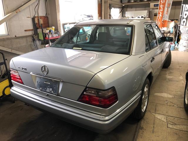 E320 ワンオーナー 走行33000km(8枚目)