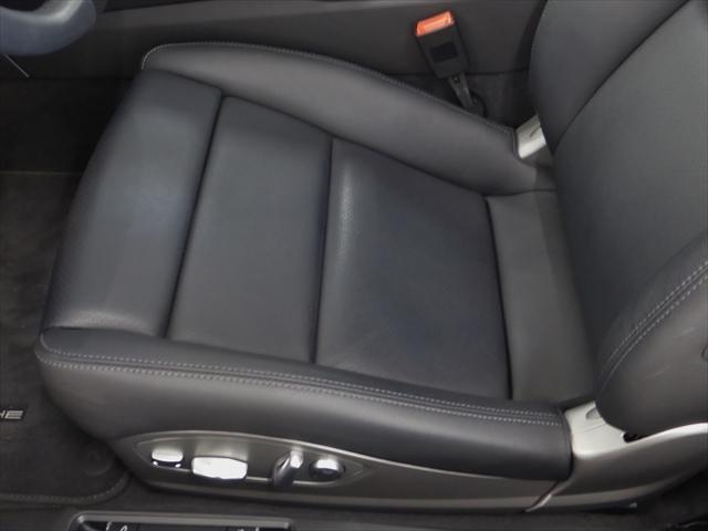 911カレラ4 PDK スポーツデザインP 20インチAW(12枚目)