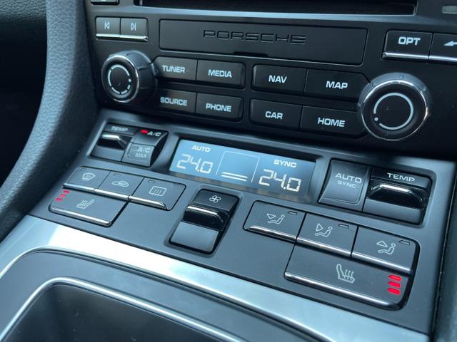 911カレラ4S 20インチ RSスパイダーデザインホイール/スポーツクロノパッケージ/ 電動可倒式ドアミラー/TVチューナー(20枚目)